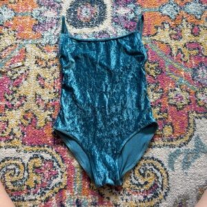 TRADING Crushed Velvet Tamara Yumiko